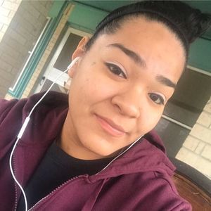 Meet your Posher, Rocio